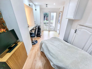 Photo 14- click for photo gallery